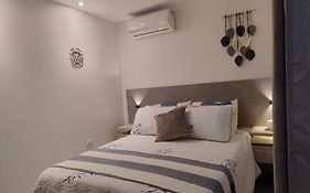 Habitacion confortable centrica en Yumbo cerca al aeropuerto y centro de eventos